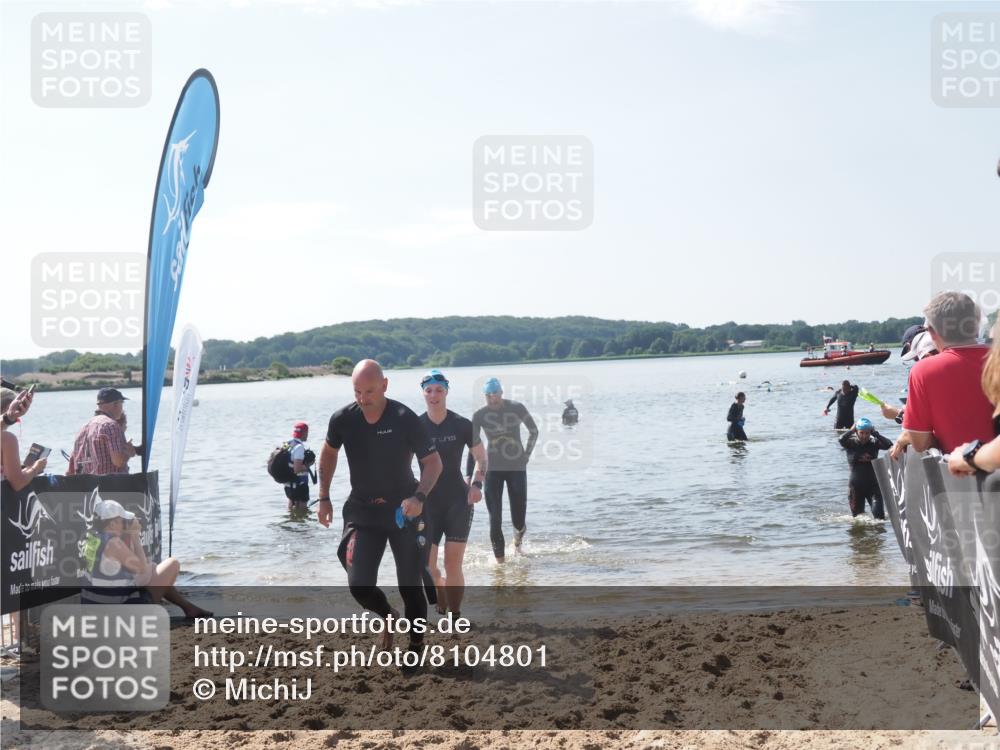 22.06.2025 - Viking Triathlon MichiJ http://msf.ph/oto/8104801 22.06.2025 10:47:59 Schwimmen 190, 223, 285, 452 meine-sportfotos.de