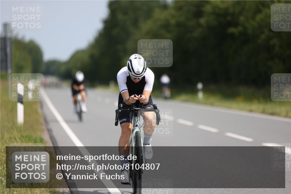 22.06.2025 - Viking Triathlon Yannick Fuchs http://msf.ph/oto/8104807 22.06.2025 11:28:27 Radfahren 22, 211, 269, 476 meine-sportfotos.de