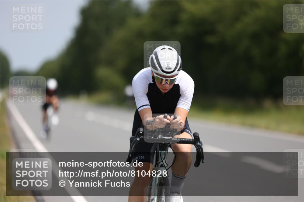 22.06.2025 - Viking Triathlon Yannick Fuchs http://msf.ph/oto/8104828 22.06.2025 11:28:28 Radfahren 22, 211, 269, 476 meine-sportfotos.de