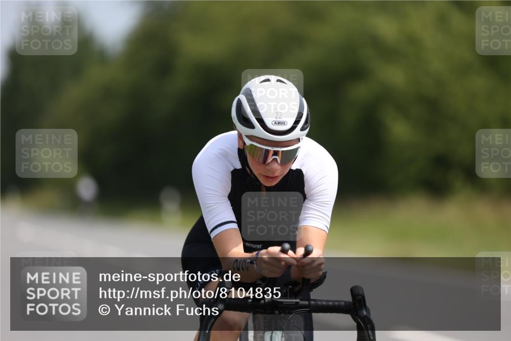 22.06.2025 - Viking Triathlon Yannick Fuchs http://msf.ph/oto/8104835 22.06.2025 11:28:28 Radfahren 22, 211, 269, 476 meine-sportfotos.de