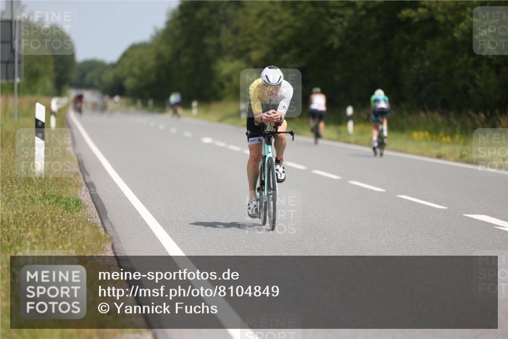 22.06.2025 - Viking Triathlon Yannick Fuchs http://msf.ph/oto/8104849 22.06.2025 12:08:28 Radfahren 91, 192, 441 meine-sportfotos.de