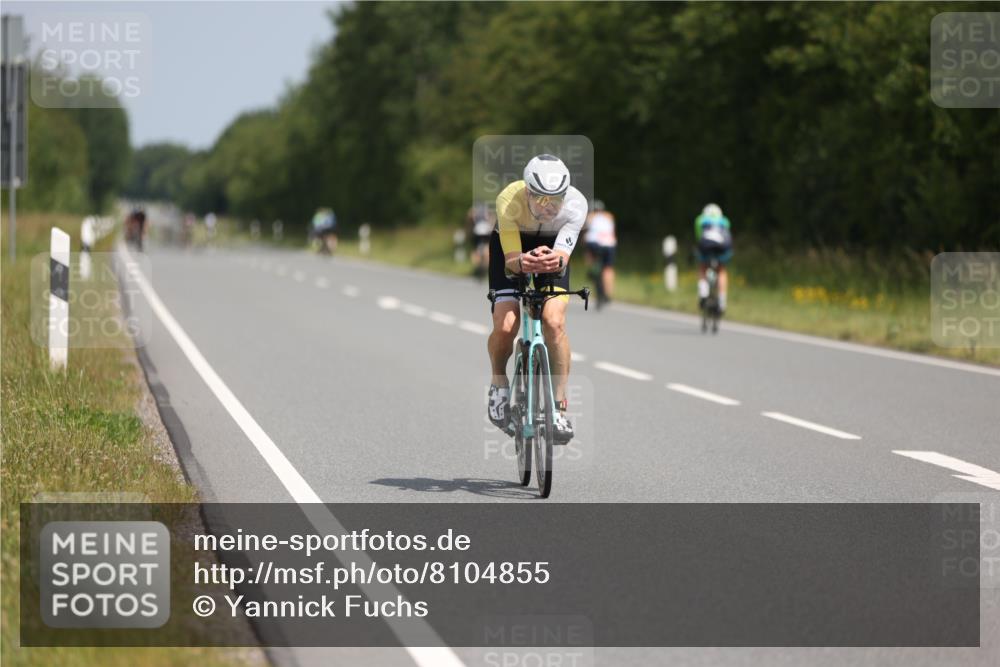 22.06.2025 - Viking Triathlon Yannick Fuchs http://msf.ph/oto/8104855 22.06.2025 12:08:28 Radfahren 91, 192, 441 meine-sportfotos.de