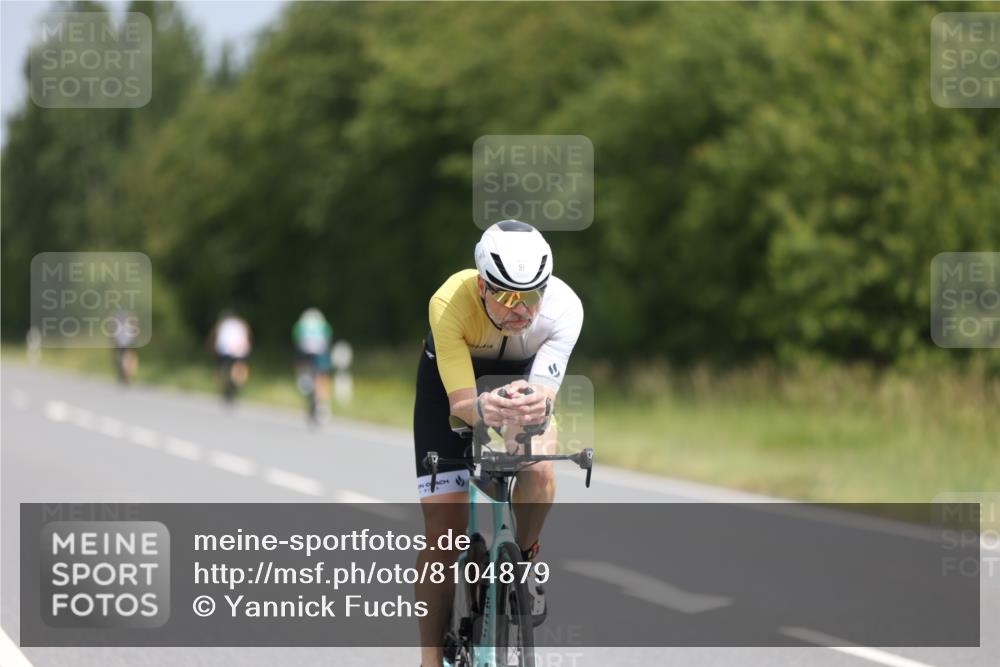 22.06.2025 - Viking Triathlon Yannick Fuchs http://msf.ph/oto/8104879 22.06.2025 12:08:29 Radfahren 91, 192, 441 meine-sportfotos.de
