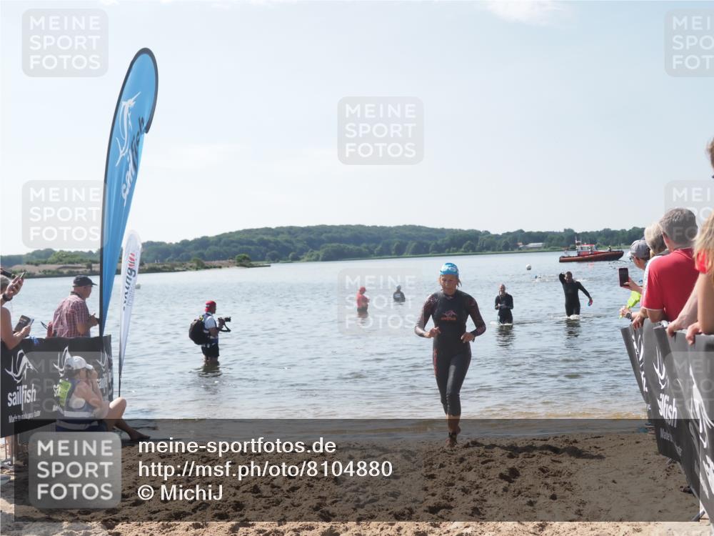 22.06.2025 - Viking Triathlon MichiJ http://msf.ph/oto/8104880 22.06.2025 10:48:04 Schwimmen 37, 190, 364 meine-sportfotos.de