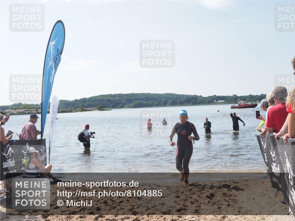 22.06.2025 - Viking Triathlon MichiJ http://msf.ph/oto/8104885 22.06.2025 10:48:04 Schwimmen 37, 190, 364 meine-sportfotos.de