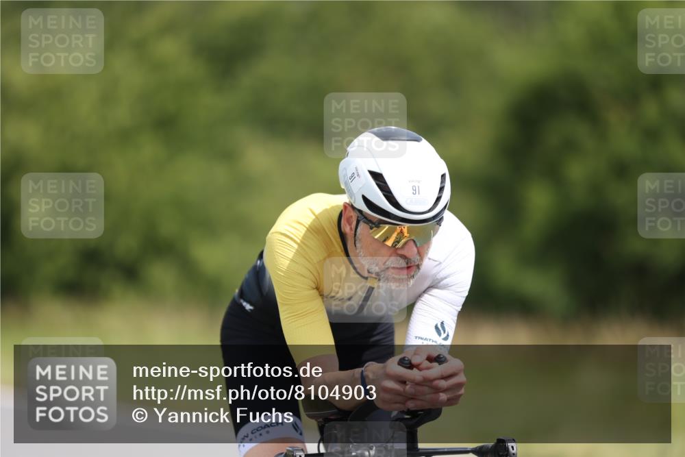 22.06.2025 - Viking Triathlon Yannick Fuchs http://msf.ph/oto/8104903 22.06.2025 12:08:30 Radfahren 91, 192, 441, 453 meine-sportfotos.de