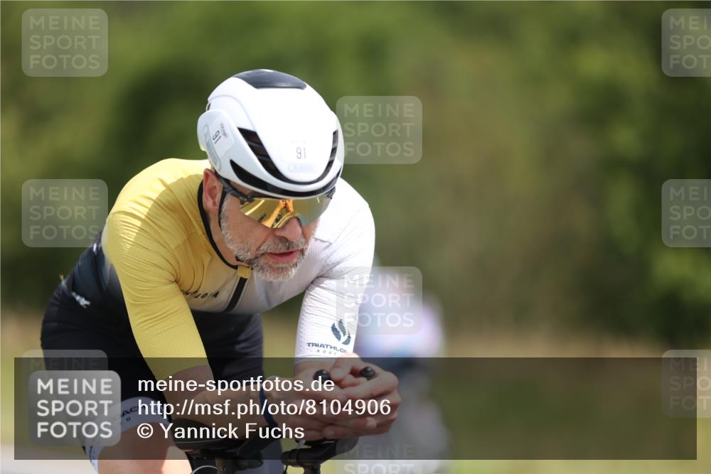 22.06.2025 - Viking Triathlon Yannick Fuchs http://msf.ph/oto/8104906 22.06.2025 12:08:30 Radfahren 91, 192, 441, 453 meine-sportfotos.de