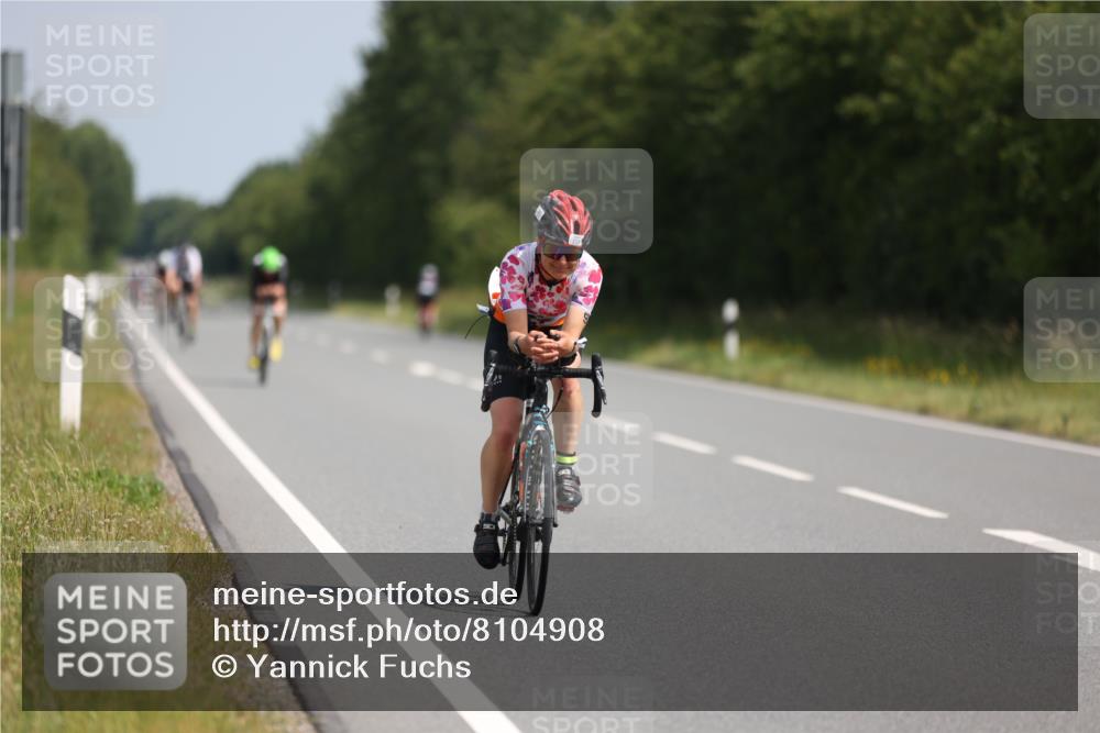 22.06.2025 - Viking Triathlon Yannick Fuchs http://msf.ph/oto/8104908 22.06.2025 11:28:51 Radfahren 3, 11, 33, 171, 347, 509, 614, 648 meine-sportfotos.de
