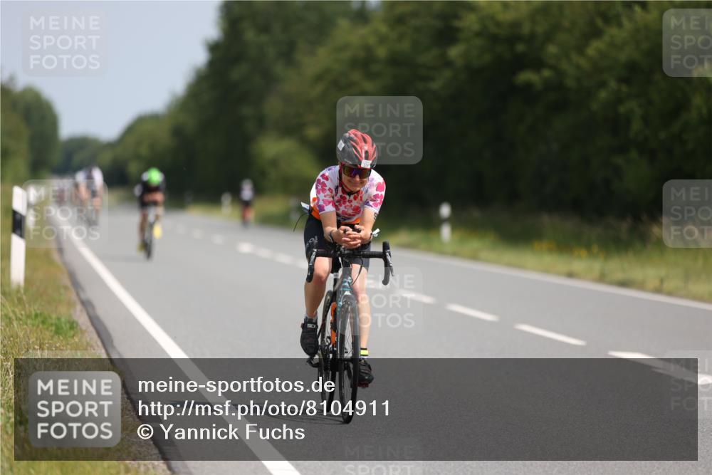 22.06.2025 - Viking Triathlon Yannick Fuchs http://msf.ph/oto/8104911 22.06.2025 11:28:51 Radfahren 3, 11, 33, 171, 347, 509, 614, 648 meine-sportfotos.de