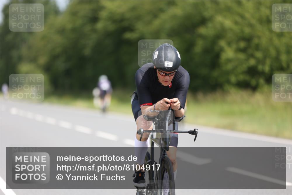 22.06.2025 - Viking Triathlon Yannick Fuchs http://msf.ph/oto/8104917 22.06.2025 12:08:46 Radfahren 85, 99, 117, 130, 162, 463, 481, 632, 640 meine-sportfotos.de