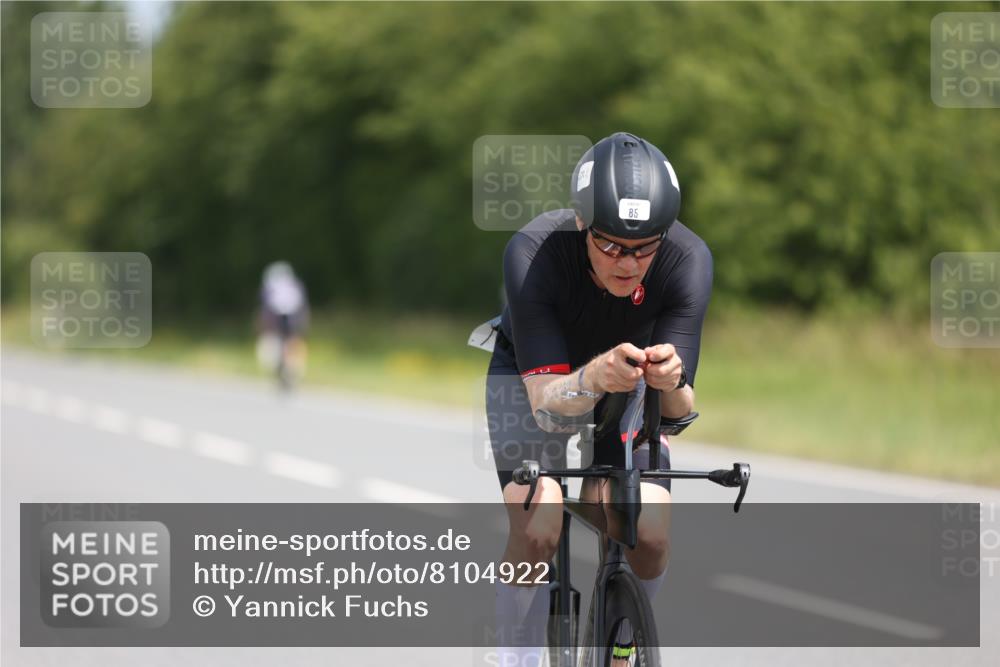 22.06.2025 - Viking Triathlon Yannick Fuchs http://msf.ph/oto/8104922 22.06.2025 12:08:46 Radfahren 85, 99, 117, 130, 162, 463, 481, 632, 640 meine-sportfotos.de