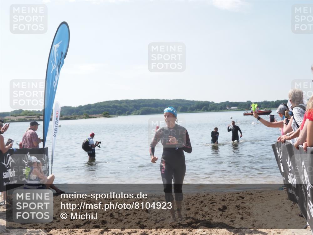 22.06.2025 - Viking Triathlon MichiJ http://msf.ph/oto/8104923 22.06.2025 10:48:06 Schwimmen 37, 190, 364 meine-sportfotos.de