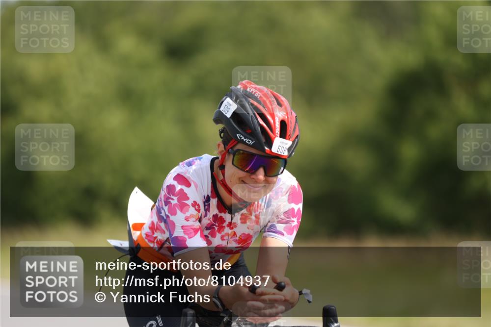 22.06.2025 - Viking Triathlon Yannick Fuchs http://msf.ph/oto/8104937 22.06.2025 11:28:52 Radfahren 3, 11, 33, 171, 347, 509, 614, 648 meine-sportfotos.de