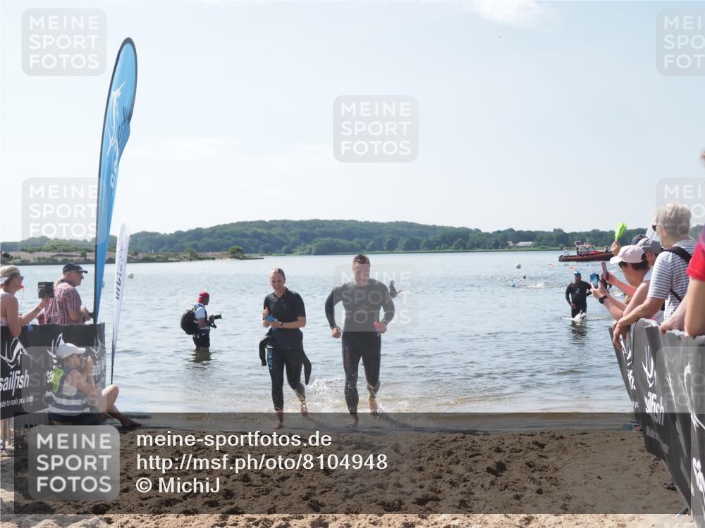 22.06.2025 - Viking Triathlon MichiJ http://msf.ph/oto/8104948 22.06.2025 10:48:20 Schwimmen 37, 364, 471 meine-sportfotos.de
