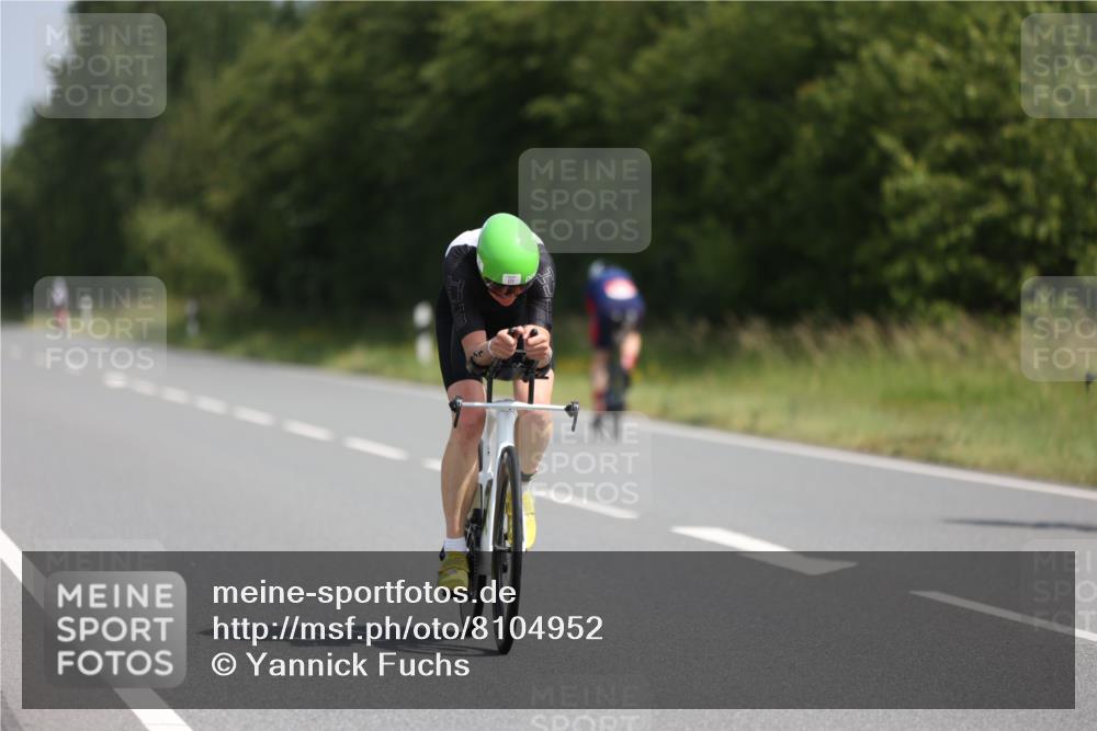 22.06.2025 - Viking Triathlon Yannick Fuchs http://msf.ph/oto/8104952 22.06.2025 11:28:55 Radfahren 3, 11, 14, 33, 171, 251, 310, 347, 509, 614 meine-sportfotos.de
