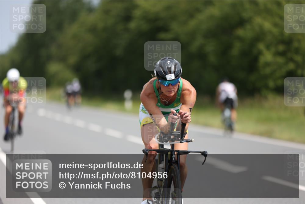 22.06.2025 - Viking Triathlon Yannick Fuchs http://msf.ph/oto/8104956 22.06.2025 12:08:51 Radfahren 14, 99, 117, 162, 463, 632, 640, 651 meine-sportfotos.de