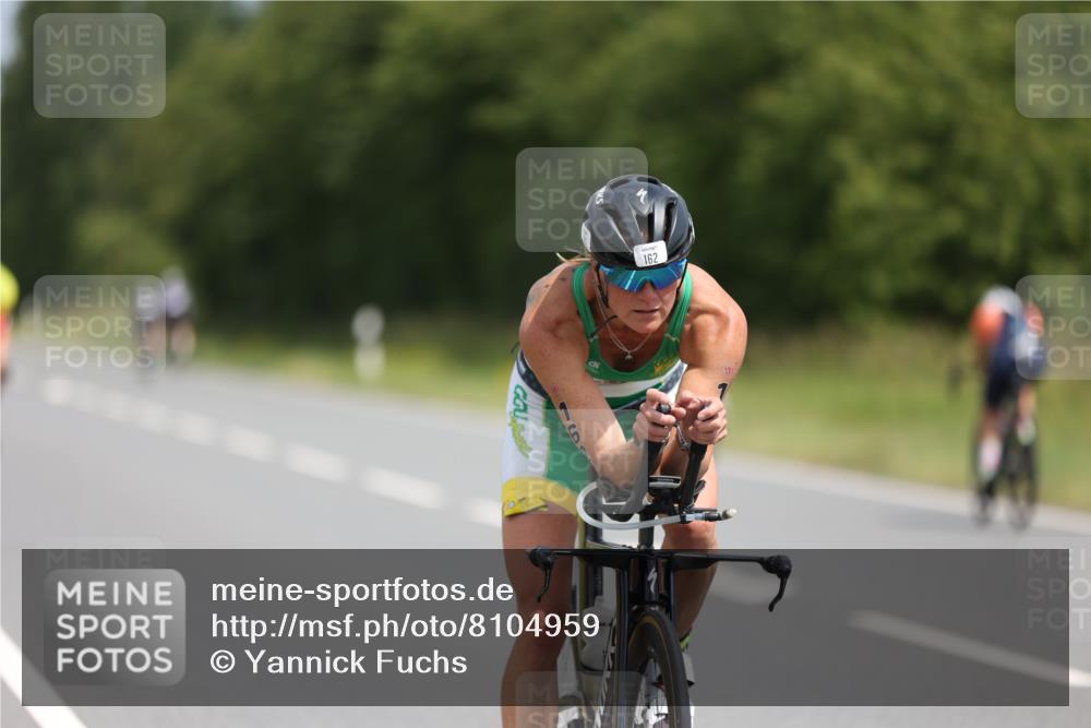 22.06.2025 - Viking Triathlon Yannick Fuchs http://msf.ph/oto/8104959 22.06.2025 12:08:51 Radfahren 14, 99, 117, 162, 463, 632, 640, 651 meine-sportfotos.de