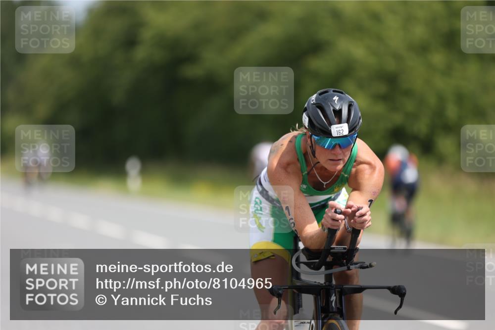 22.06.2025 - Viking Triathlon Yannick Fuchs http://msf.ph/oto/8104965 22.06.2025 12:08:51 Radfahren 14, 99, 117, 162, 463, 632, 640, 651 meine-sportfotos.de