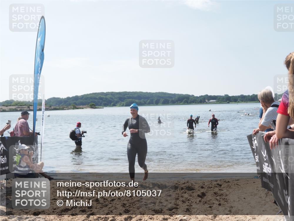 22.06.2025 - Viking Triathlon MichiJ http://msf.ph/oto/8105037 22.06.2025 10:48:47 Schwimmen 166, 412, 607 meine-sportfotos.de