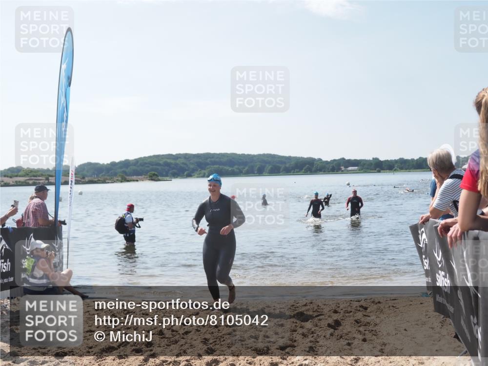22.06.2025 - Viking Triathlon MichiJ http://msf.ph/oto/8105042 22.06.2025 10:48:47 Schwimmen 166, 412, 607 meine-sportfotos.de