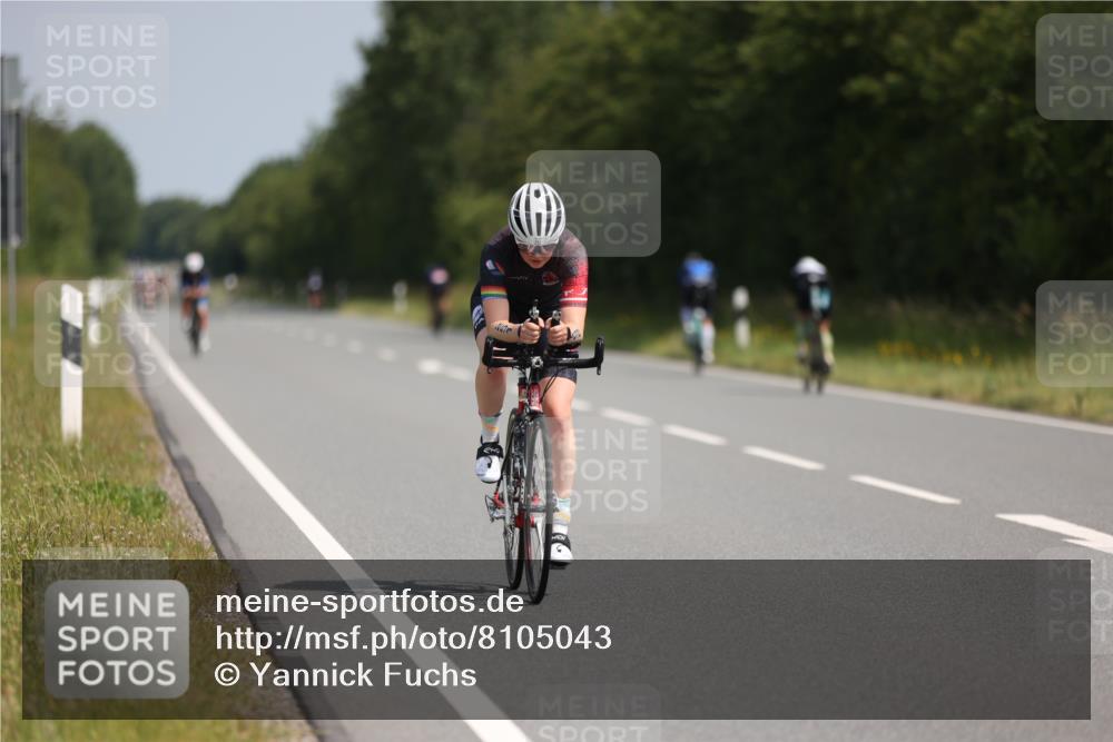 22.06.2025 - Viking Triathlon Yannick Fuchs http://msf.ph/oto/8105043 22.06.2025 11:29:02 Radfahren 14, 33, 251, 310, 394, 614 meine-sportfotos.de