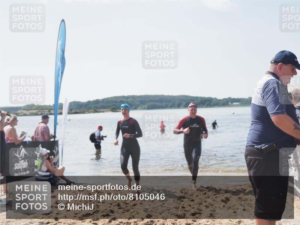 22.06.2025 - Viking Triathlon MichiJ http://msf.ph/oto/8105046 22.06.2025 10:48:59 Schwimmen 166, 353, 607 meine-sportfotos.de