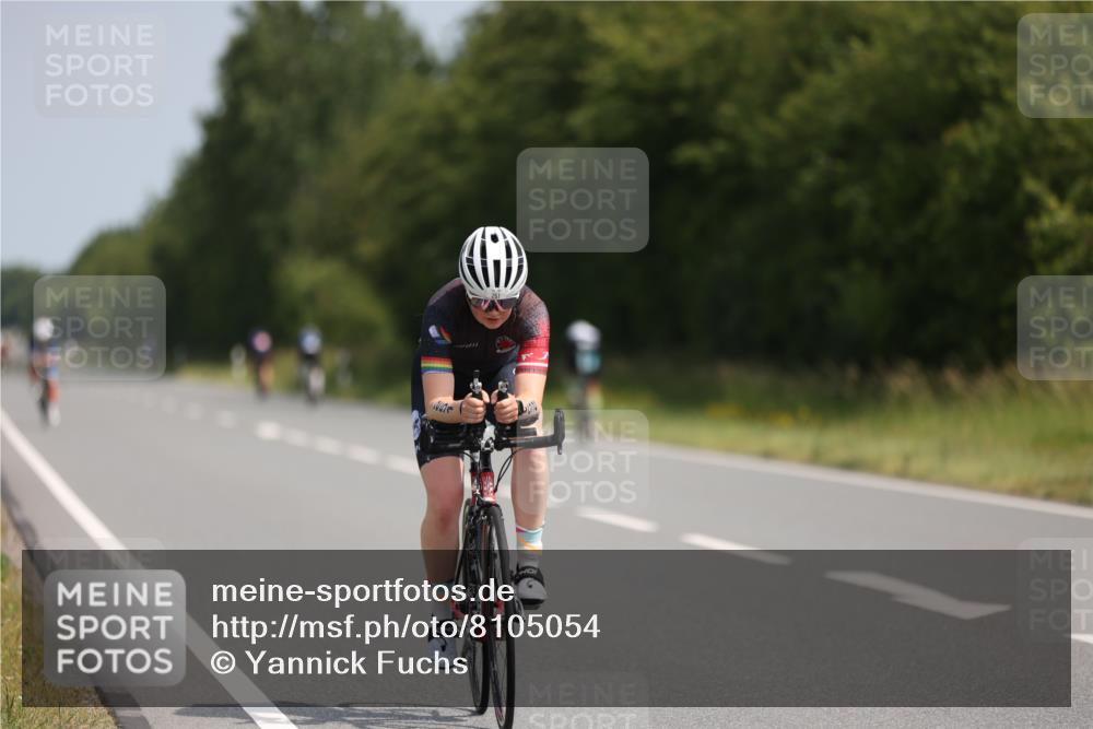 22.06.2025 - Viking Triathlon Yannick Fuchs http://msf.ph/oto/8105054 22.06.2025 11:29:02 Radfahren 14, 33, 251, 310, 394, 614 meine-sportfotos.de