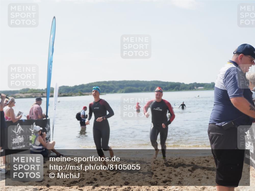 22.06.2025 - Viking Triathlon MichiJ http://msf.ph/oto/8105055 22.06.2025 10:49:00 Schwimmen 166, 353, 607 meine-sportfotos.de