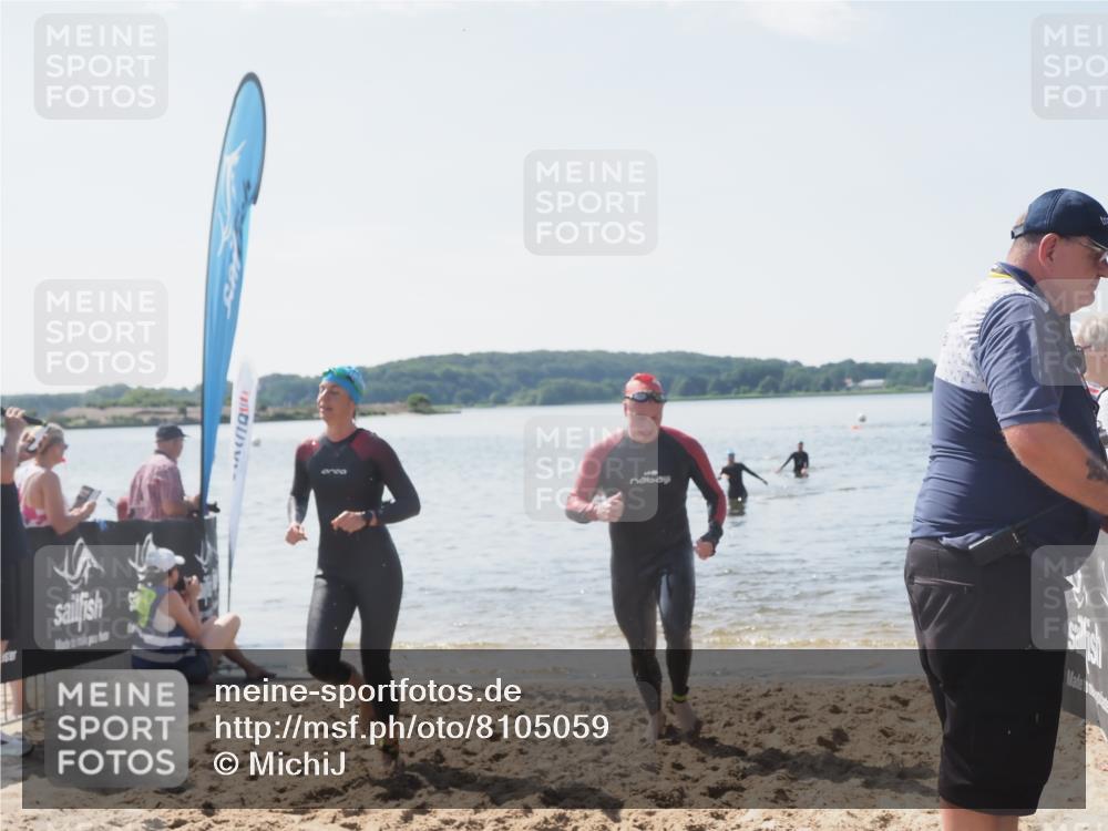 22.06.2025 - Viking Triathlon MichiJ http://msf.ph/oto/8105059 22.06.2025 10:49:00 Schwimmen 166, 353, 607 meine-sportfotos.de