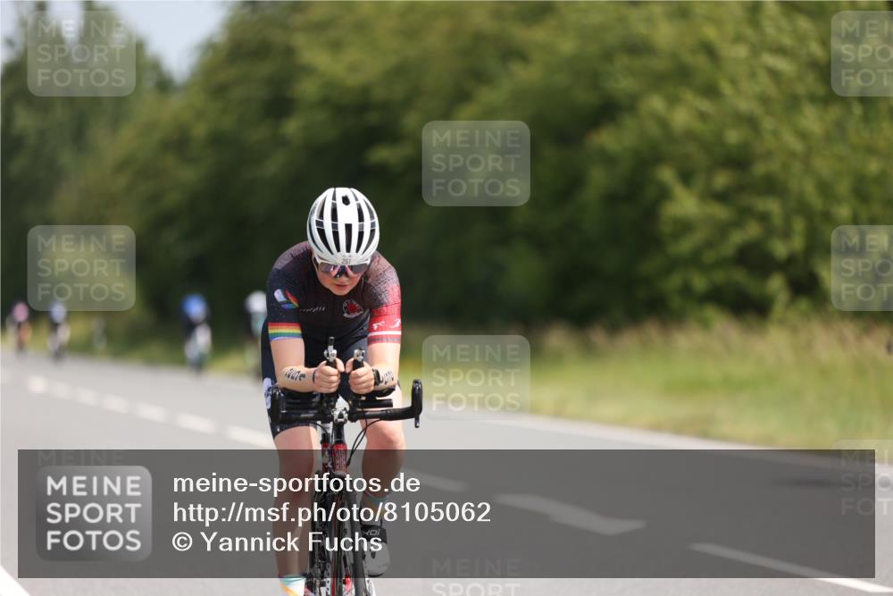 22.06.2025 - Viking Triathlon Yannick Fuchs http://msf.ph/oto/8105062 22.06.2025 11:29:03 Radfahren 14, 33, 251, 310, 394, 614 meine-sportfotos.de
