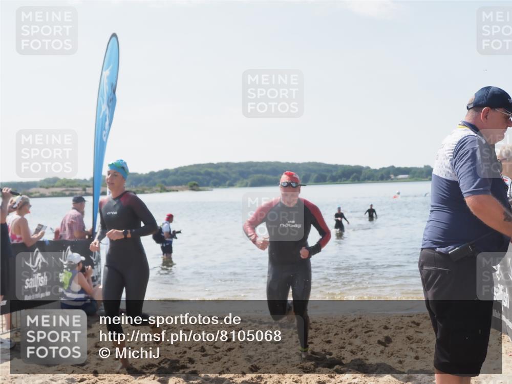 22.06.2025 - Viking Triathlon MichiJ http://msf.ph/oto/8105068 22.06.2025 10:49:00 Schwimmen 166, 353, 607 meine-sportfotos.de