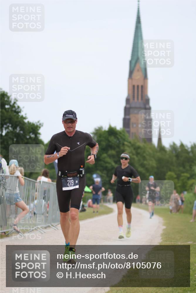 22.06.2025 - Viking Triathlon H.Heesch http://msf.ph/oto/8105076 22.06.2025 13:42:46 Laufen 219, 278 meine-sportfotos.de