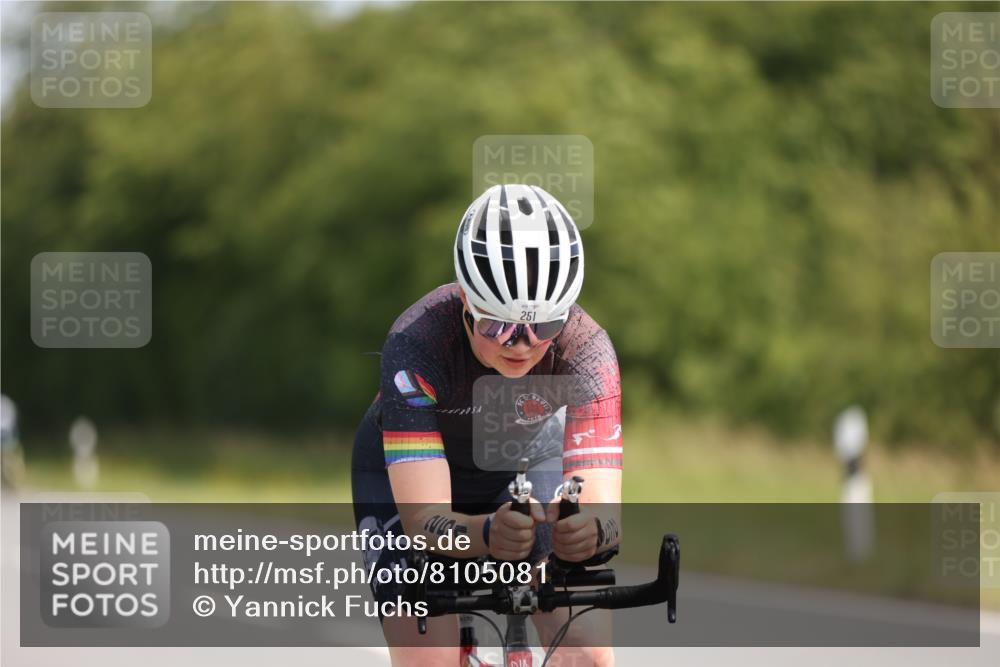22.06.2025 - Viking Triathlon Yannick Fuchs http://msf.ph/oto/8105081 22.06.2025 11:29:03 Radfahren 14, 33, 251, 310, 394, 614 meine-sportfotos.de