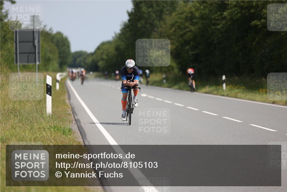 22.06.2025 - Viking Triathlon Yannick Fuchs http://msf.ph/oto/8105103 22.06.2025 11:29:08 Radfahren 14, 152, 310, 394 meine-sportfotos.de