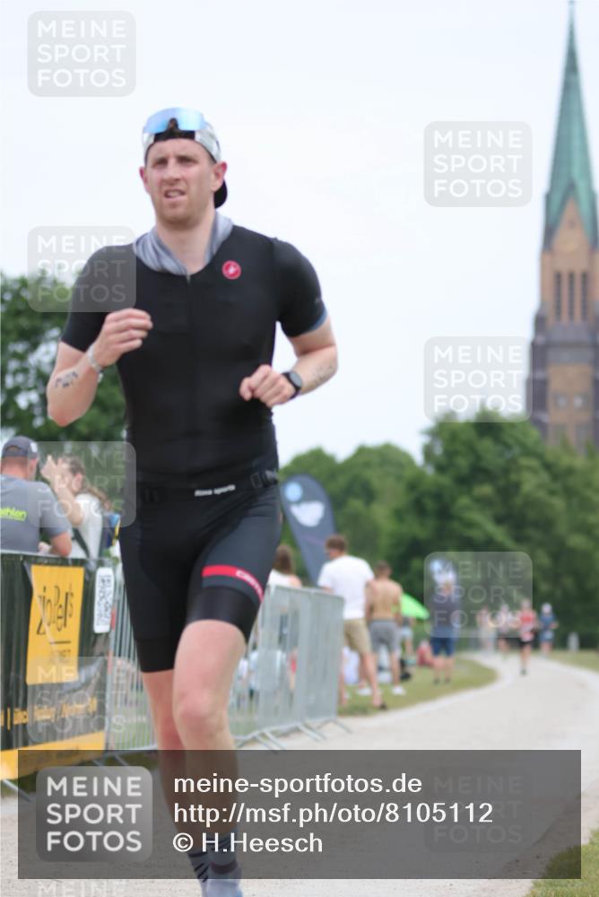 22.06.2025 - Viking Triathlon H.Heesch http://msf.ph/oto/8105112 22.06.2025 13:42:59 Laufen 187 meine-sportfotos.de