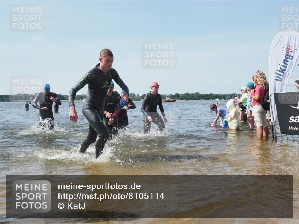 22.06.2025 - Viking Triathlon KatJ http://msf.ph/oto/8105114 22.06.2025 10:36:09 Schwimmen 19, 313, 334, 377, 407, 448, 636 meine-sportfotos.de