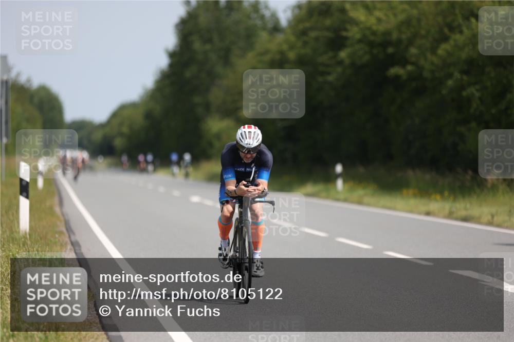 22.06.2025 - Viking Triathlon Yannick Fuchs http://msf.ph/oto/8105122 22.06.2025 11:29:09 Radfahren 14, 152, 310, 394 meine-sportfotos.de