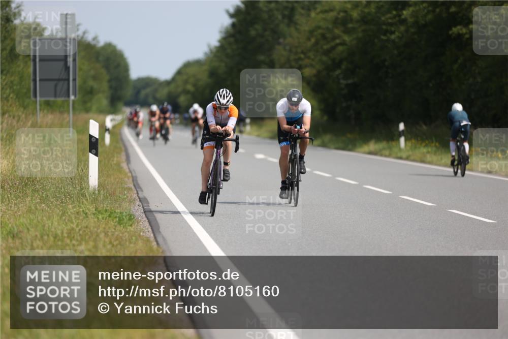 22.06.2025 - Viking Triathlon Yannick Fuchs http://msf.ph/oto/8105160 22.06.2025 11:29:21 Radfahren 43, 78, 110, 305, 389 meine-sportfotos.de