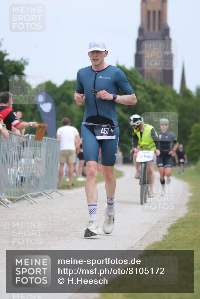 22.06.2025 - Viking Triathlon H.Heesch http://msf.ph/oto/8105172 22.06.2025 13:43:29 Laufen 15, 457, 556 meine-sportfotos.de