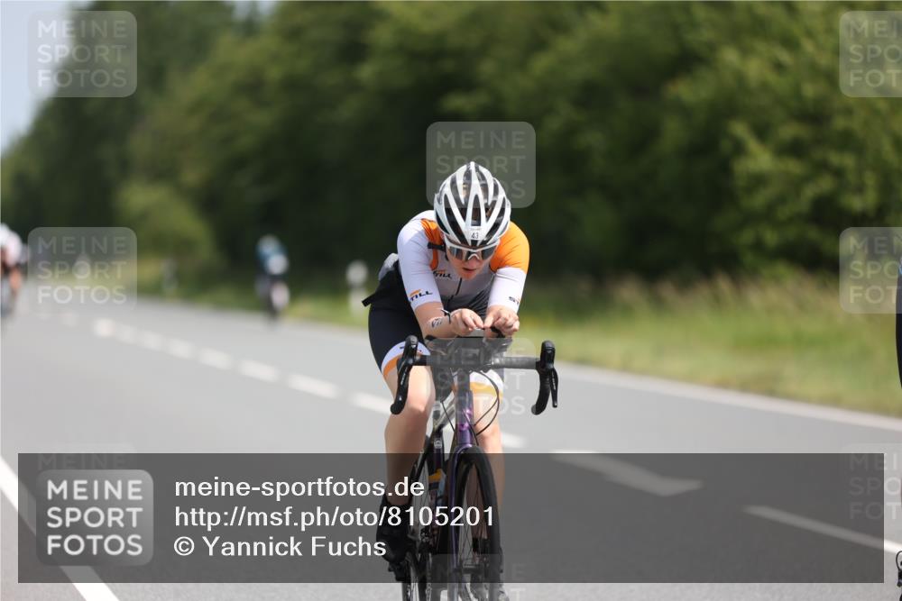 22.06.2025 - Viking Triathlon Yannick Fuchs http://msf.ph/oto/8105201 22.06.2025 11:29:24 Radfahren 43, 78, 110, 305, 314, 389, 411, 427 meine-sportfotos.de