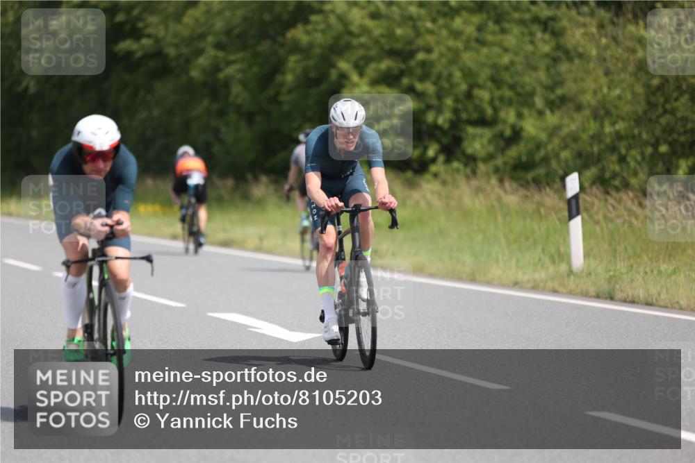 22.06.2025 - Viking Triathlon Yannick Fuchs http://msf.ph/oto/8105203 22.06.2025 12:09:35 Radfahren 167, 185, 402, 422, 495, 605 meine-sportfotos.de