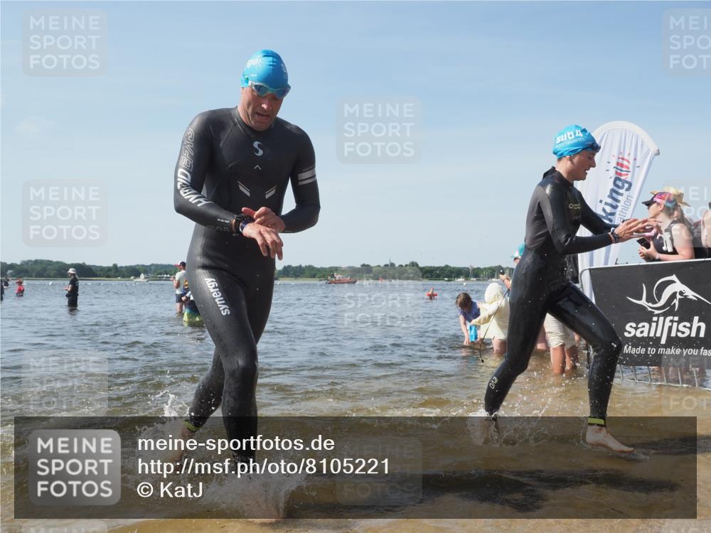 22.06.2025 - Viking Triathlon KatJ http://msf.ph/oto/8105221 22.06.2025 10:36:12 Schwimmen 19, 101, 313, 334, 377, 407, 448, 636 meine-sportfotos.de