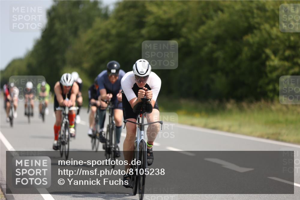 22.06.2025 - Viking Triathlon Yannick Fuchs http://msf.ph/oto/8105238 22.06.2025 11:29:30 Radfahren 78, 83, 93, 110, 254, 281, 305, 314, 320, 375, 411, 427, 487 meine-sportfotos.de
