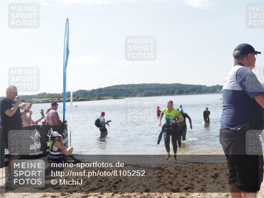 22.06.2025 - Viking Triathlon MichiJ http://msf.ph/oto/8105252 22.06.2025 10:49:39 Schwimmen 263, 321, 453 meine-sportfotos.de