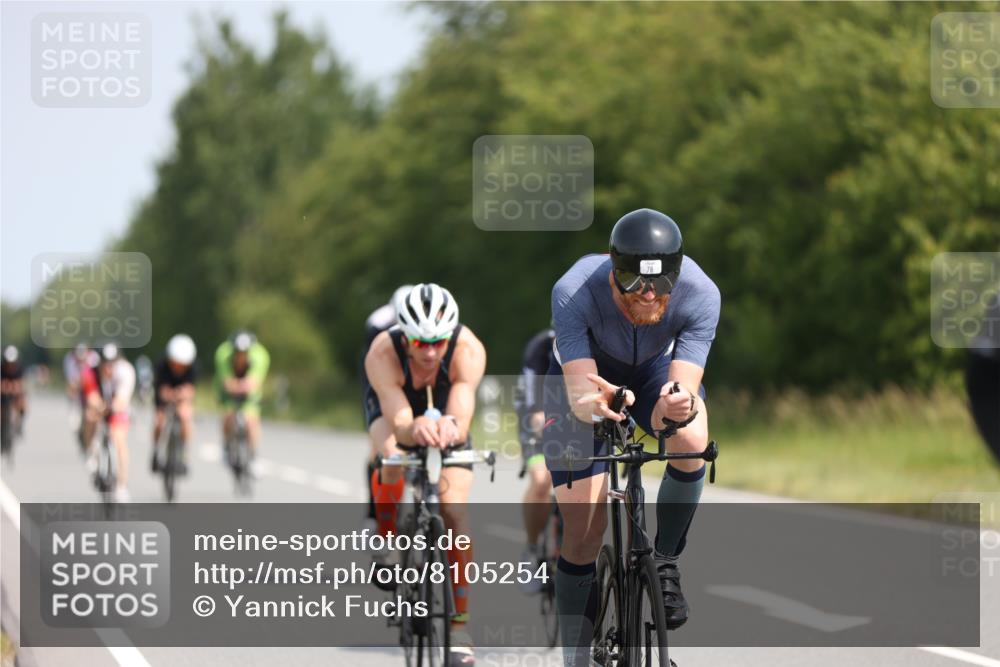 22.06.2025 - Viking Triathlon Yannick Fuchs http://msf.ph/oto/8105254 22.06.2025 11:29:31 Radfahren 78, 83, 93, 110, 254, 281, 305, 314, 320, 375, 411, 427, 487 meine-sportfotos.de