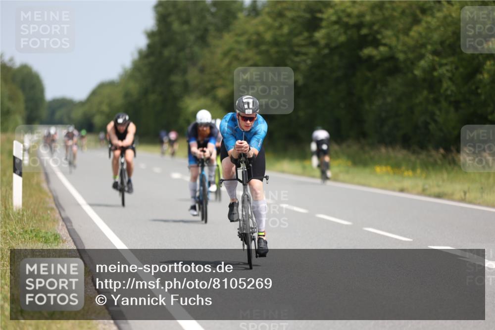 22.06.2025 - Viking Triathlon Yannick Fuchs http://msf.ph/oto/8105269 22.06.2025 12:09:58 Radfahren 298, 313, 341, 366, 386, 437, 542 meine-sportfotos.de