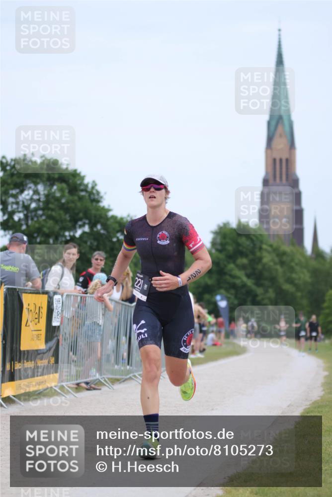 22.06.2025 - Viking Triathlon H.Heesch http://msf.ph/oto/8105273 22.06.2025 13:43:43 Laufen 221 meine-sportfotos.de