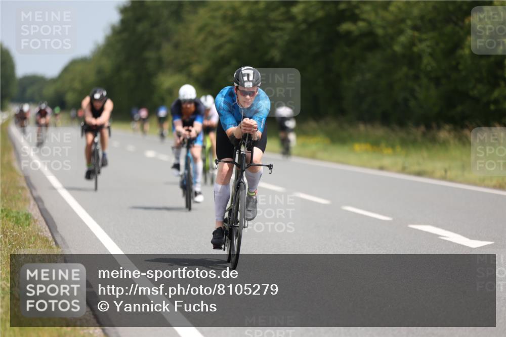 22.06.2025 - Viking Triathlon Yannick Fuchs http://msf.ph/oto/8105279 22.06.2025 12:09:58 Radfahren 298, 313, 341, 366, 386, 437, 542 meine-sportfotos.de