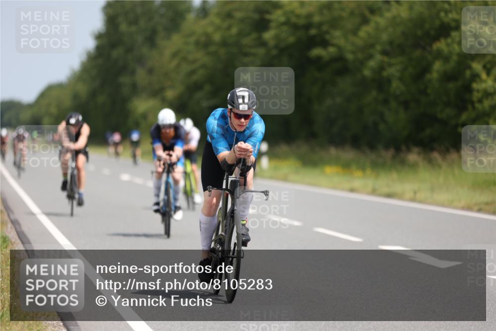 22.06.2025 - Viking Triathlon Yannick Fuchs http://msf.ph/oto/8105283 22.06.2025 12:09:58 Radfahren 298, 313, 341, 366, 386, 437, 542 meine-sportfotos.de