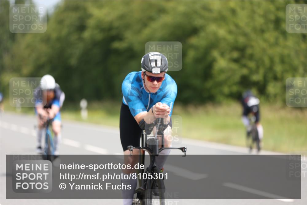 22.06.2025 - Viking Triathlon Yannick Fuchs http://msf.ph/oto/8105301 22.06.2025 12:09:59 Radfahren 298, 313, 341, 366, 386, 437, 542 meine-sportfotos.de